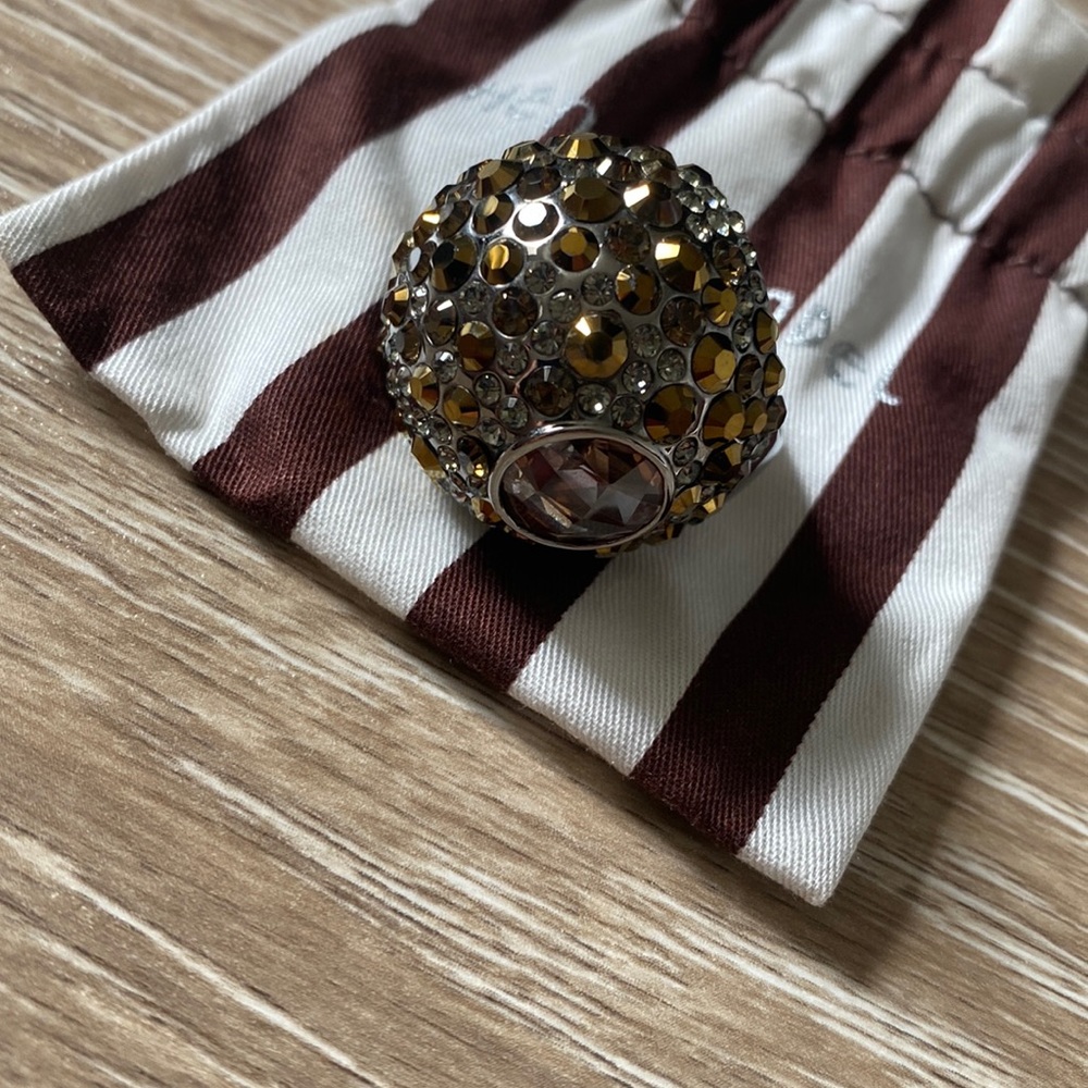Henri Bendel Gold debutante jumbo ring.